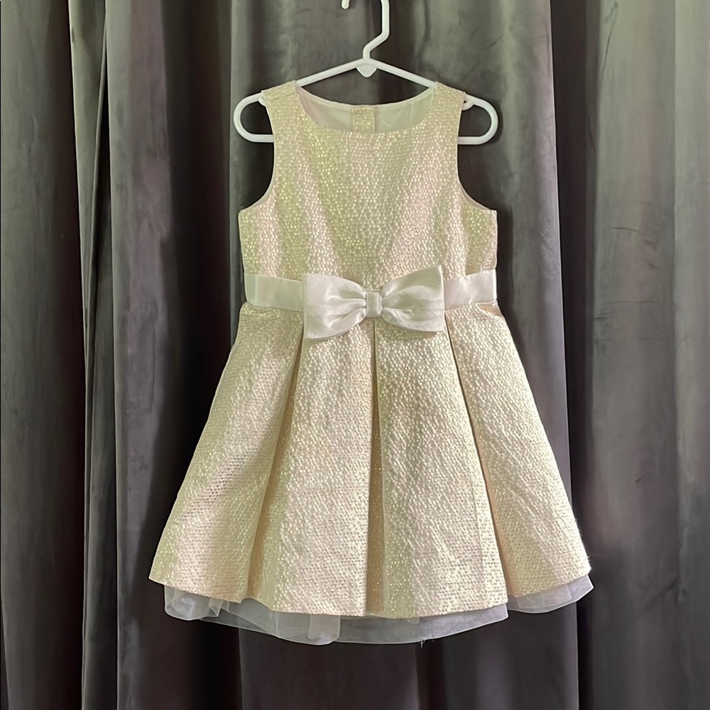Elegant Cream Kids Dress with Bow